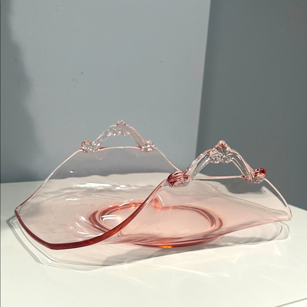 vintage pink depression glass bon bon or candy dish with handles.
